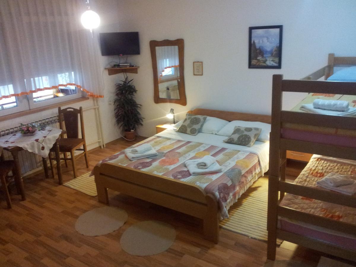 Guest House Family Varda Plitvice Lakes Плитвицкие озёра Экстерьер фото